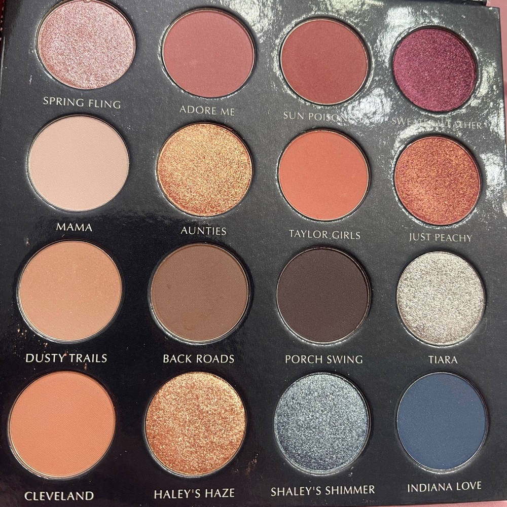NWT Sydney Grace Unbreakable Bond eyeshadow palette